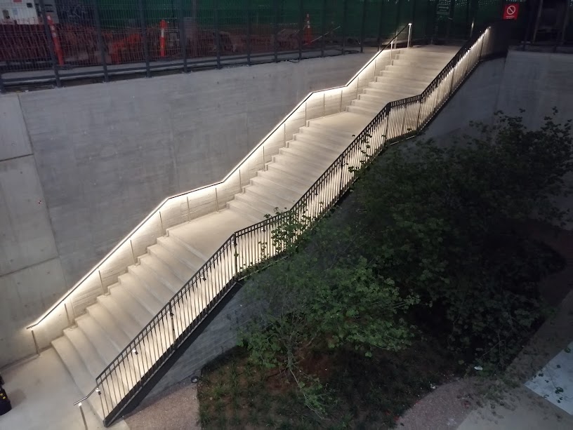 Escalera y barandal metálico METALECTICA
